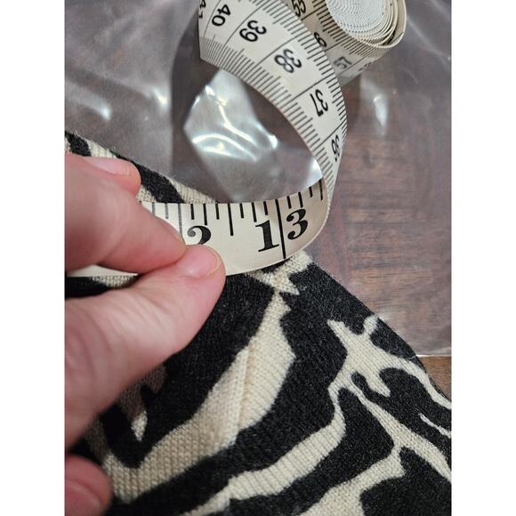 J. Crew 100% Merino Wool Zebra Animal Print Cardigan Size S - Picture 9 of 10